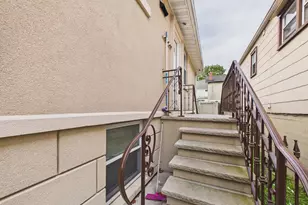 3147 Waterbury Ave, Bronx, NY 10465 - Photo 16
