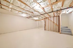 240 Ira Rd, Mount Sinai, NY 11766 - Photo 14