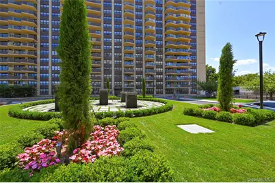 17-85 215th Street #2H, Bayside, NY 11360 - Photo 1