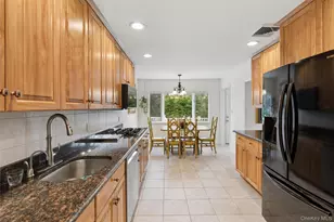 2919 Bond Dr, Merrick, NY 11566 - Photo 4