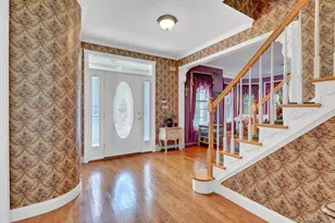 6 Patricks Way, Saint James, NY 11780 - Photo 2