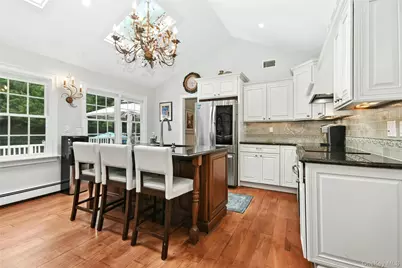 111 Red Oak Court, Port Jefferson, NY 11777 - Photo 6