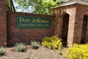 111 Red Oak Ct, Port Jefferson, NY 11777 - Photo 24