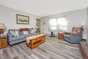 26 Dawes Ave, Amityville, NY 11701 - Photo 4