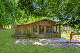 6 Woods Rd, Rhinebeck, NY 12572 - Photo 2
