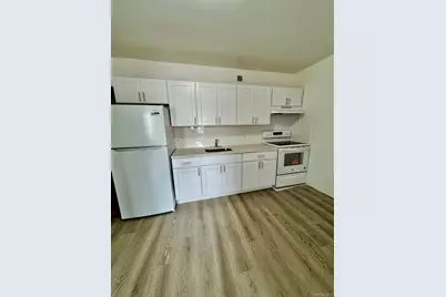 320 Jericho Turnpike #2F, Floral Park, NY 11001 - Photo 10