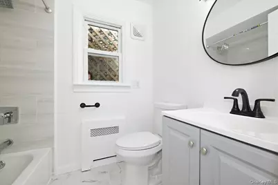 161 Stokes Avenue, Freeport, NY 11520 - Photo 12