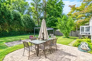 78 E 17th St, Huntington Station, NY 11746 - Photo 22