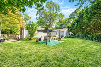 78 E 17th Street, Huntington Station, NY 11746 - Photo 24