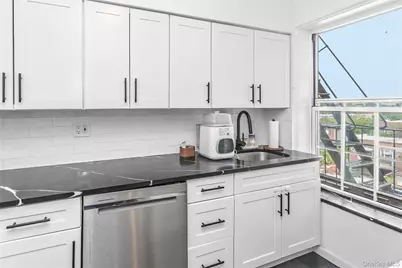 51-10 30 Avenue #4, Woodside, NY 11377 - Photo 8