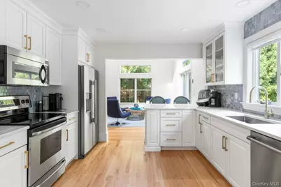 37 Barnes Avenue, East Hampton, NY 11937 - Photo 14
