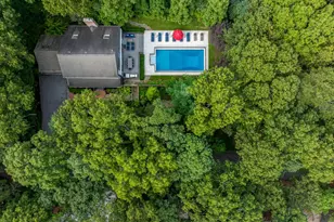 37 Barnes Ave, East Hampton, NY 11937 - Photo 4