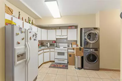 1556 Longfellow Avenue, Bronx, NY 10460 - Photo 12