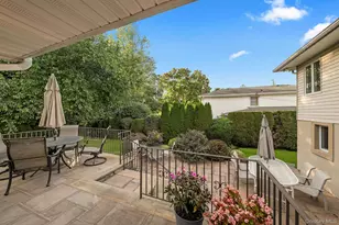 14 Kay St, Jericho, NY 11753 - Photo 26