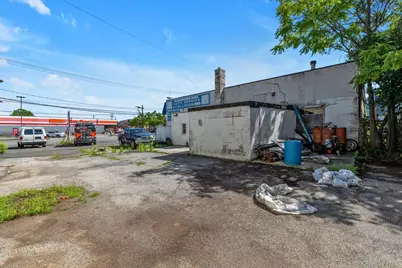 708 Burnside Avenue, Inwood, NY 11096 - Photo 20