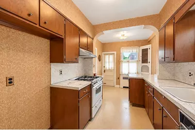 1845 Hering Avenue, Bronx, NY 10461 - Photo 20