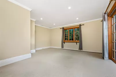 146 Elm Street, Ronkonkoma, NY 11779 - Photo 16