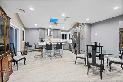 28 Willow Drive, Massapequa Park, NY 11762 - Photo 8