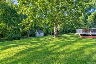 554 Wheeler Rd, Hauppauge, NY 11788 - Photo 32