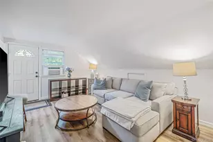 554 Wheeler Rd, Hauppauge, NY 11788 - Photo 20