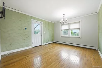 439 39th Street, Lindenhurst, NY 11757 - Photo 18