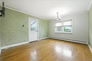 439 39th St, Lindenhurst, NY 11757 - Photo 18