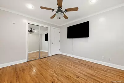 439 39th Street, Lindenhurst, NY 11757 - Photo 14