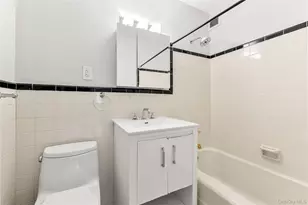 102-10 66 Rd, Forest Hills, NY 11375 - Photo 16