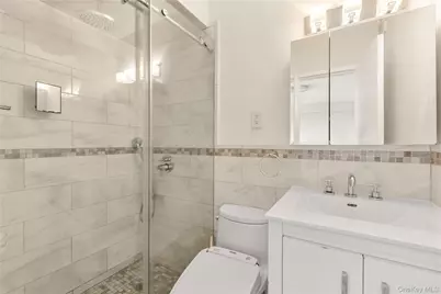 102-10 66 Road #8D, Forest Hills, NY 11375 - Photo 12