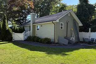15 Park Ave, Nesconset, NY 11767 - Photo 4