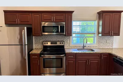 15 Park Avenue, Nesconset, NY 11767 - Photo 6