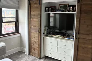 185 W Park Ave, Long Beach, NY 11561 - Photo 10
