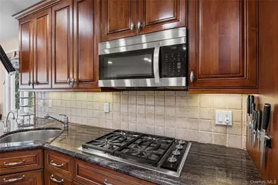 2056 Ellen Drive, Merrick, NY 11566 - Photo 20
