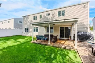 2056 Ellen Dr, Merrick, NY 11566 - Photo 44