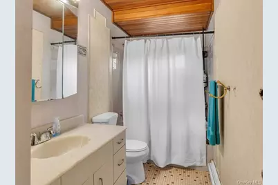 270 Browns Road, Nesconset, NY 11767 - Photo 12