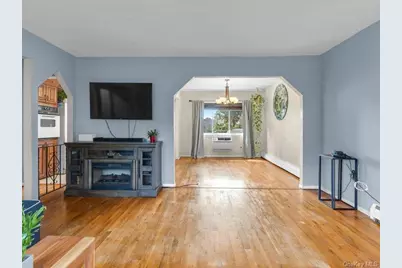 270 Browns Road, Nesconset, NY 11767 - Photo 4