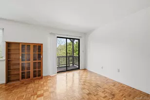 25 Village Park Dr, Fishkill, NY 12524 - Photo 12