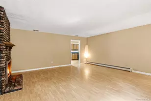 1726 Wad Riv Mnrvl Rd, Wading River, NY 11792 - Photo 6