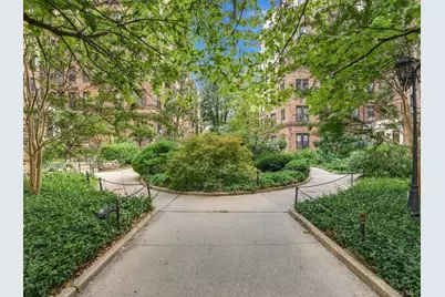 754 Brady Avenue #303, Bronx, NY 10462 - Photo 2