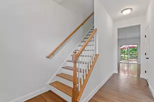 20 Karen Ct, Poughkeepsie, NY 12603 - Photo 2