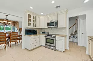 2039 Blanche Ln, Merrick, NY 11566 - Photo 16