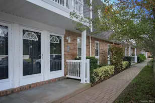 32 Starboard Ln, Patchogue, NY 11772 - Photo 4