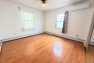 4 Carriage Ln, Baldwin, NY 11756 - Photo 4