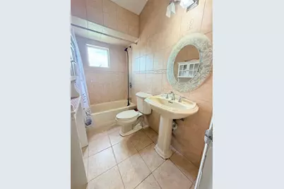 4 Carriage Ln, Baldwin, NY 11756 - Photo 12