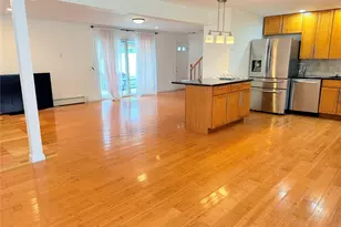 4 Carriage Ln, Baldwin, NY 11756 - Photo 2