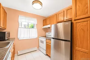 2439 Union Blvd, Islip, NY 11751 - Photo 12