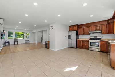 339 N Broadway, Yonkers, NY 10701 - Photo 20