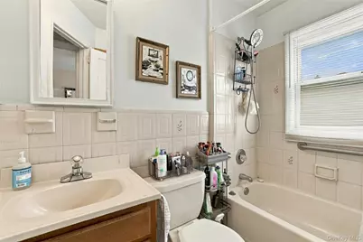 7954 264th Street, Glen Oaks, NY 11004 - Photo 14
