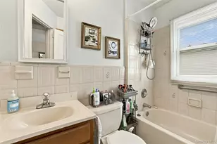 79-54 264th St, Glen Oaks, NY 11004 - Photo 14