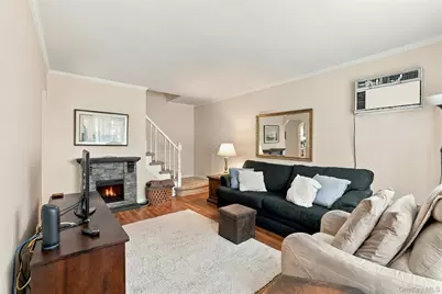 7954 264th Street, Glen Oaks, NY 11004 - Photo 4